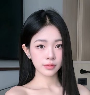 TRẦN KHẢ VY